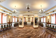 Hotel *** Restauracja Karczówka - zdjęcie obiektu