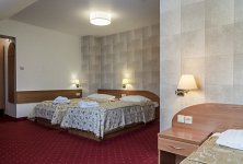 Hotel *** Restauracja Karczówka - zdjęcie obiektu